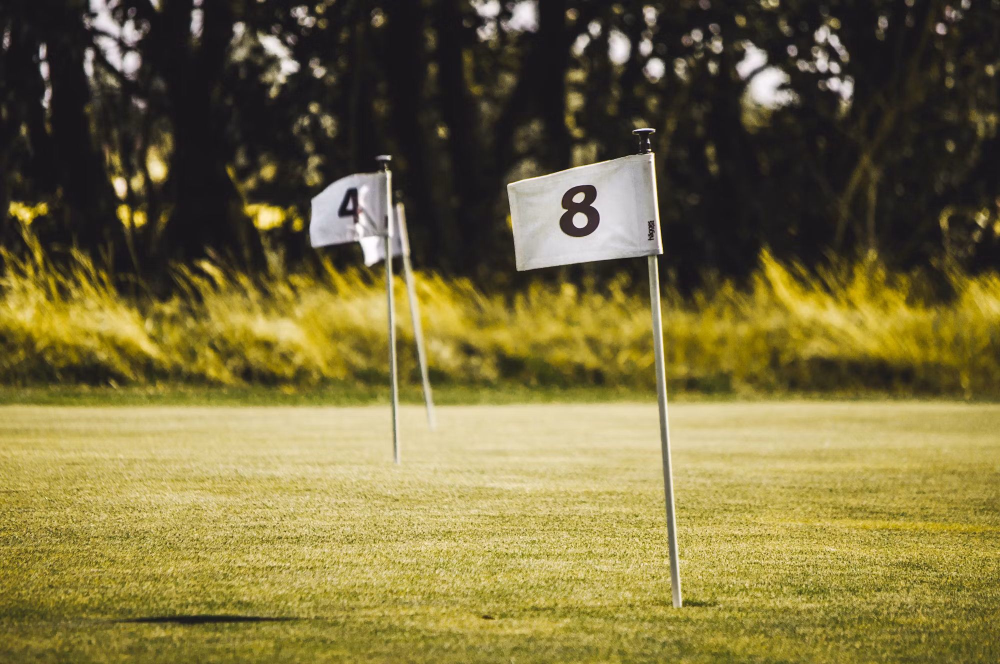 Golf Course Etiquette: A Guide to Being a Considerate Golfer